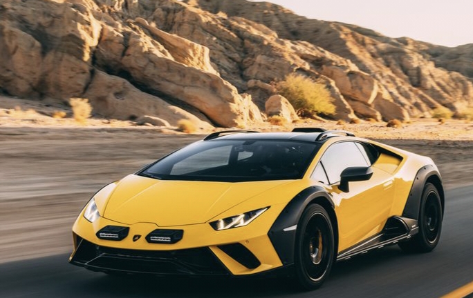 Lamborghini Sian Mobil Termahal yang Menggabungkan Kecepatan dan Fitur Hibrida Mesin V12