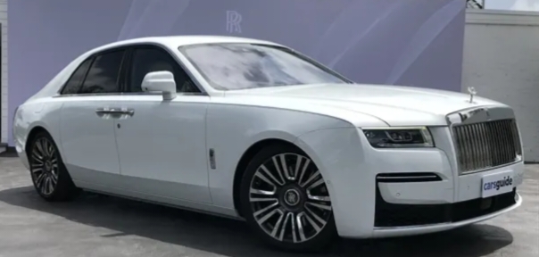 Produsen Mobil Otomotif Prancis Siap Luncurkan Rolls-Royce Ghost 2024 Terbaru dengan Fitur Sistem Otomatis