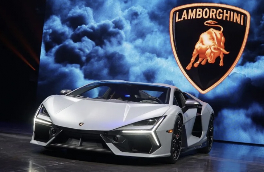 Eksklusivitas Lamborghini Aventador Mobil Sport Mewah Hanya 2 Unit Tersedia Dealer Resmi di Indonesia