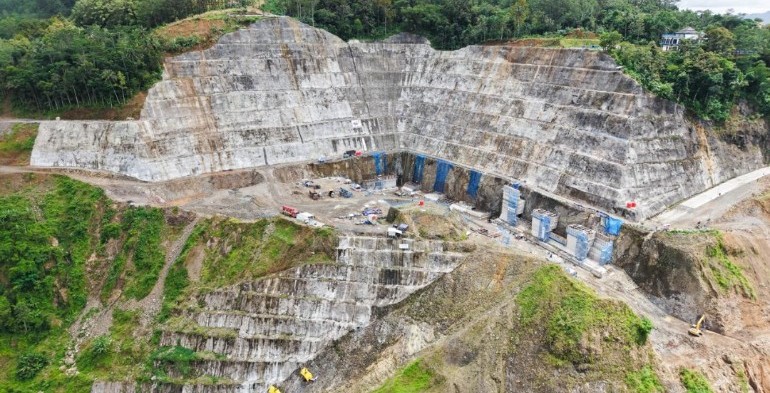 Bendungan Bener Paket II terus Berprogres, Suplai Beton Readymix WSBP Capai 50,08%