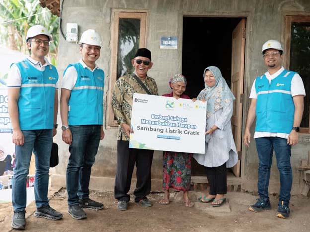 PLN EPI, PLN UID Jatim dan PLN UP3 Banyuwangi Wujudkan Mimpi   Nikmati Terang,  Program Light Up The Dream