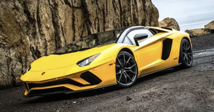 Lamborghini Aventador Sport Paling Populer, Kecepatan Tinggi Mesin V12 Turbo dan Sistem Pemantauan Canggih