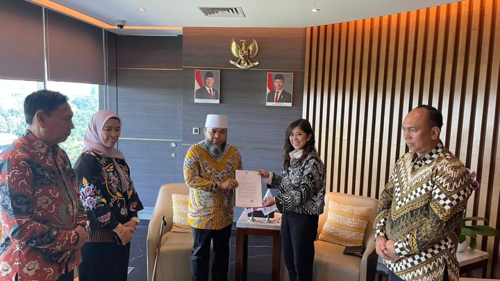   Atasi Blank Spot di 40 Desa Bengkulu, Gubernur Bengkulu Sowan ke Menteri Komdigi