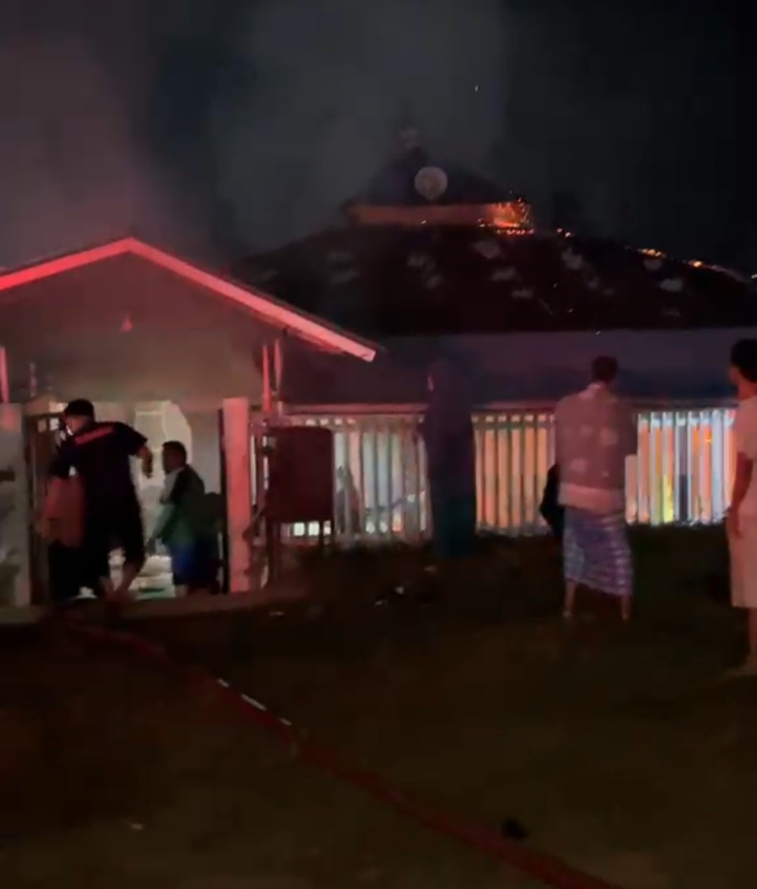  Masjid Nurul Huda di Pajar Bulan Seluma Hangus Terbakar