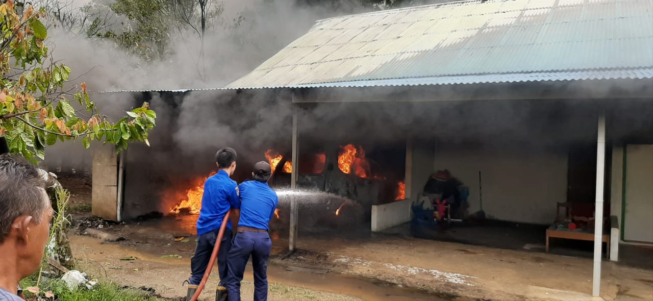  Rumah Warga Padang Kapuk  Bengkulu Selatan Terbakar