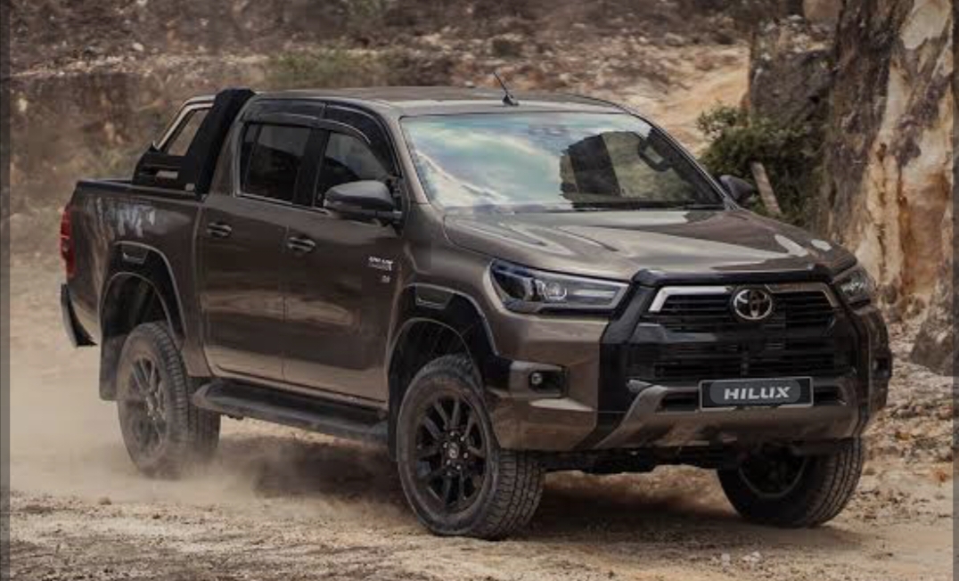 Toyota Hilux Mobil Desain Canggih dan Mewah Siap Bersaing di Pasar Otomotif Indonesia
