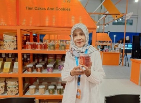 Pemberdayaan BRI Berhasil Buat Pengusaha Kue Ini Semakin Berkembang