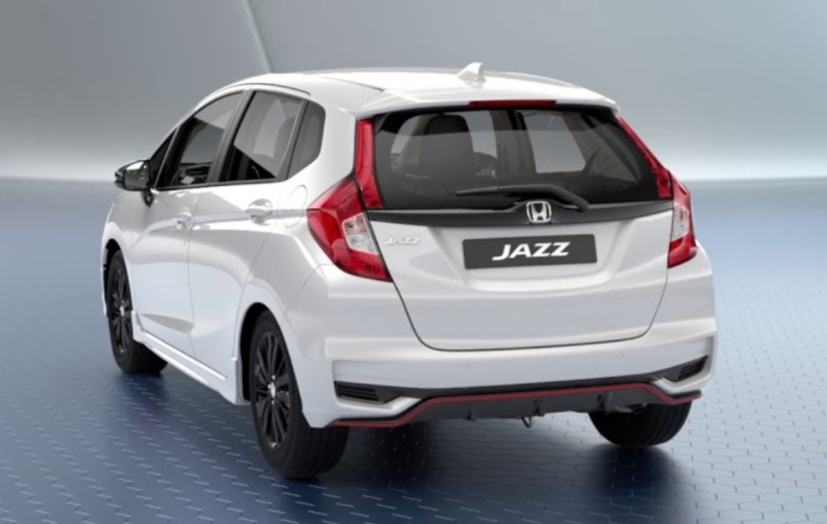 Honda Jazz Mobil Desain Mewah Kini Masih Menjadi Pilihan Utama di Kalangan Masyarakat
