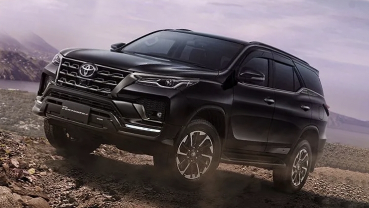 Toyota Fortuner 4x4 GR Sport AT DSL Diluncurkan Terbaru Desain dengan Gagah Fitur Teknologi Canggih Terdepan 