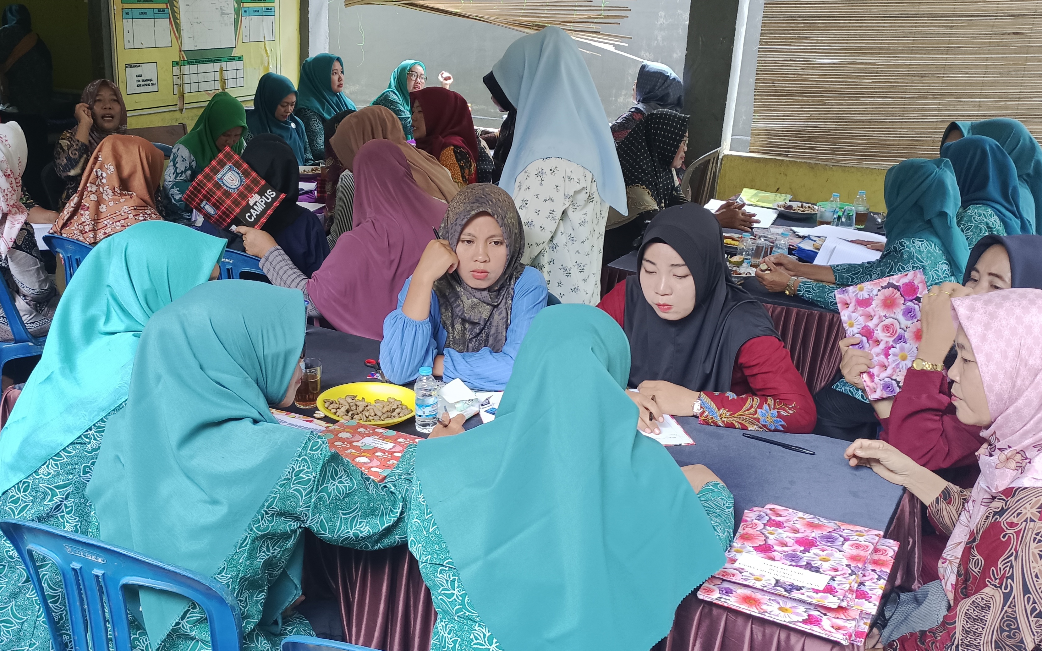 Ketua TP-PKK Kecamatan Talo Gelar Pembinaan Kader PKK di Tingkat Desa