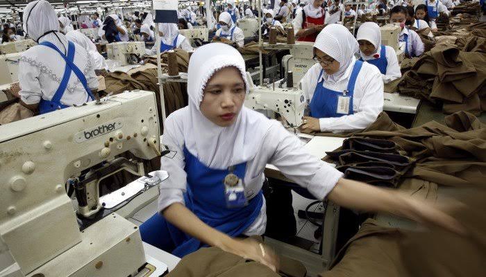 Meninjau Perlindungan Hukum Internasional Terhadap Tenaga kerja Wanita dan anak