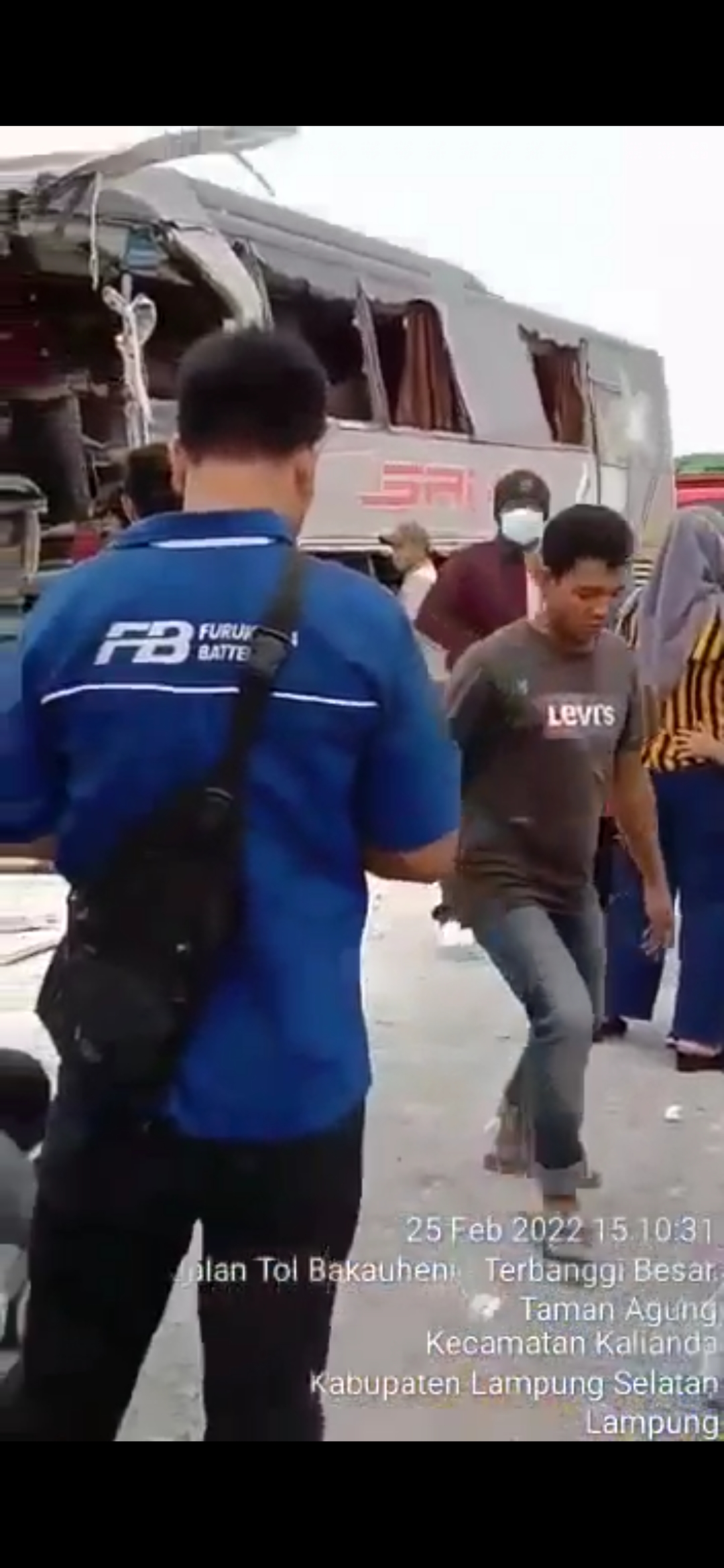 Managemen Bus SAN, Santuni Korban Kecelakaan di Tol Lampung