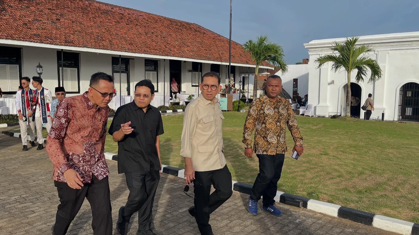   Menteri Kebudayaan Fadli Zon  Kunjungi Situs Sejarah di Bengkulu