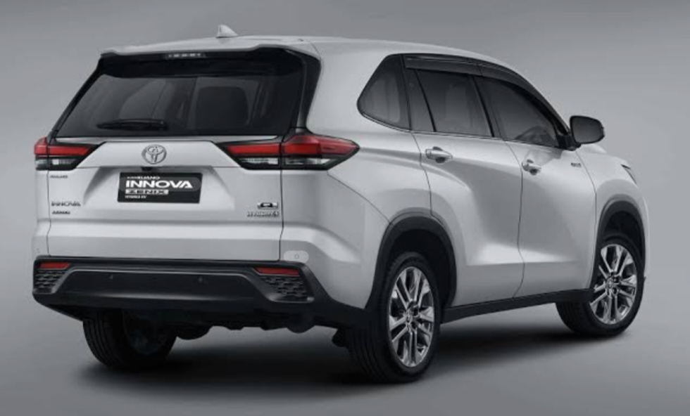 Toyota Kijang Innova Zenix, Mobil Desain Canggih dan Mewah dengan Fitur Sistem Modern