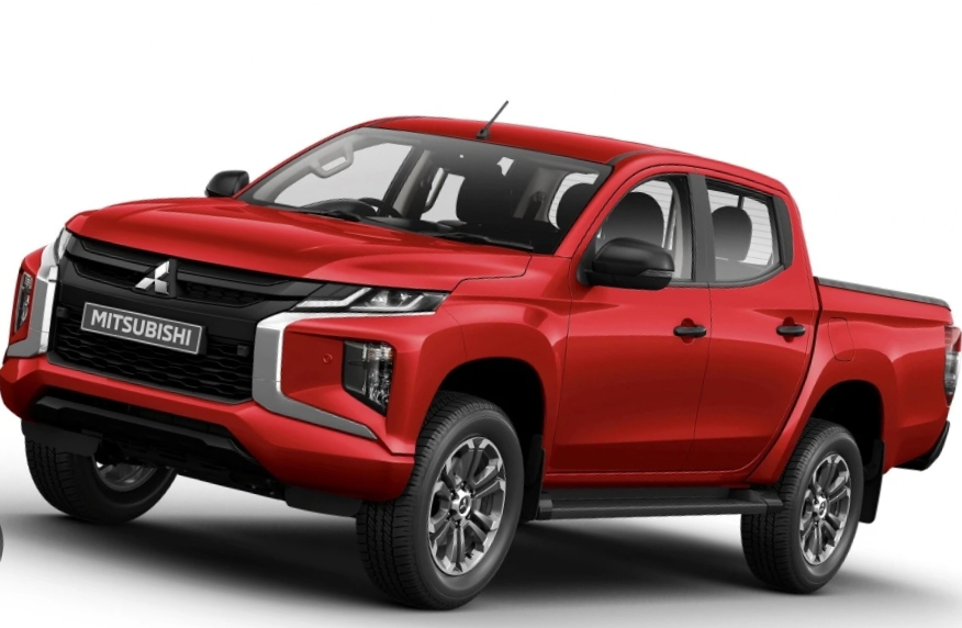 Triton Ultate AT Double Cab 4WD, SUV Handal Kelas Pajero Berteknologi Tinggi Desain Memikat