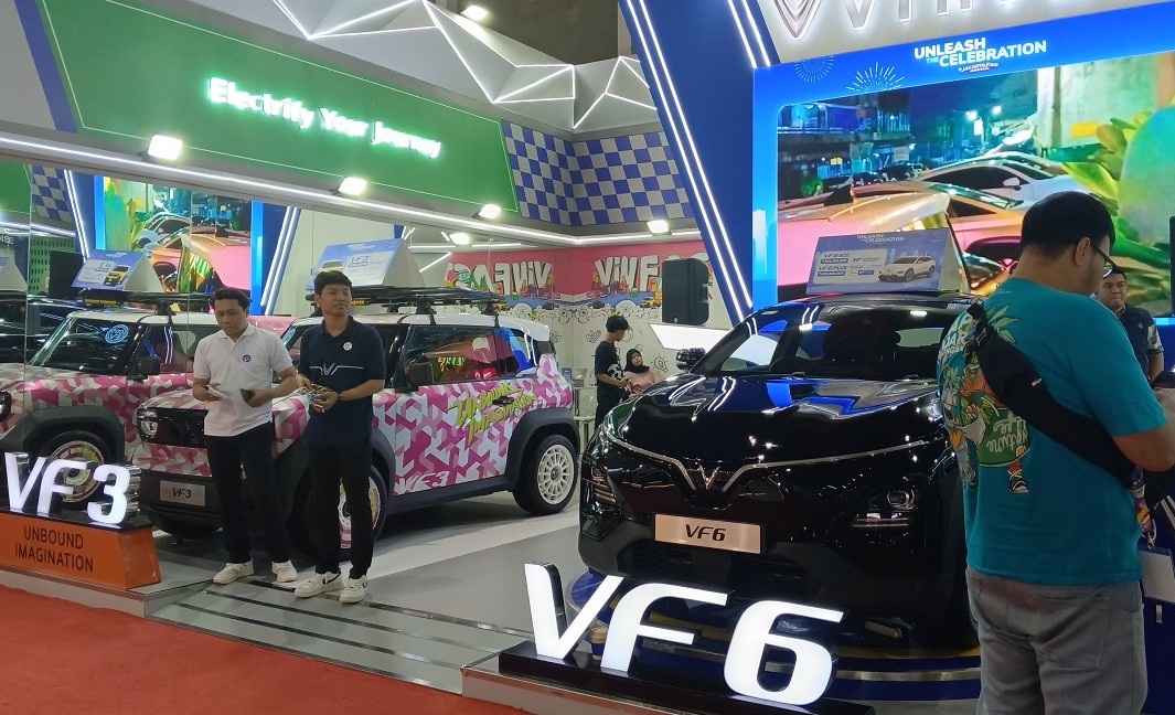 VinFast Pamerkan Jajaran Mobil Listrik di Jakarta Fair