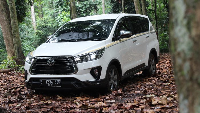 Terungkap Spesifikasi Kijang Innova Reborn, MPV Idola Banyak Peminat Dilemgkapi Fitur Seperti Immobilizer