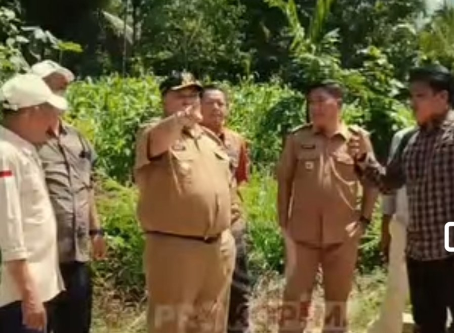 Bendungan Palak Siring  Kedurang Pendangkalan, Bupati Tinjau Pengerukan