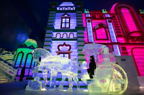 Taman Hiburan Es dan Salju di Ruangan Terbesar di Dunia, Hadir di Harbin China