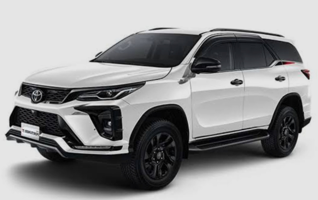 Toyota Fortuner Varian VRZ dan GR Sport, Desain Eksterior Modern dan Mewah