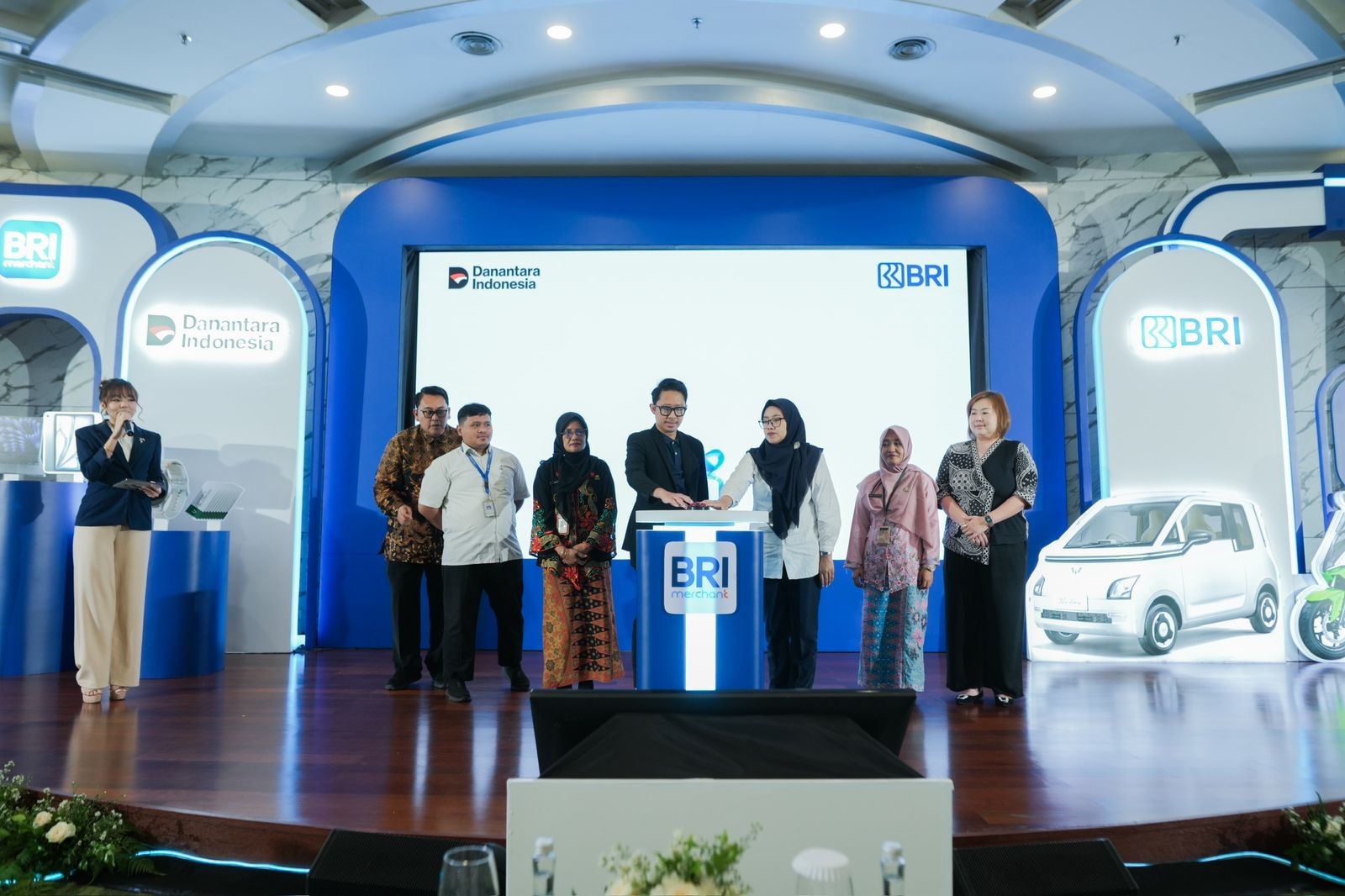 Program Loyalty Poin Cashier 2025, BRI Bagikan Hadiah Mobil Listrik hingga Jam Tangan Pintar bagi Merchant 