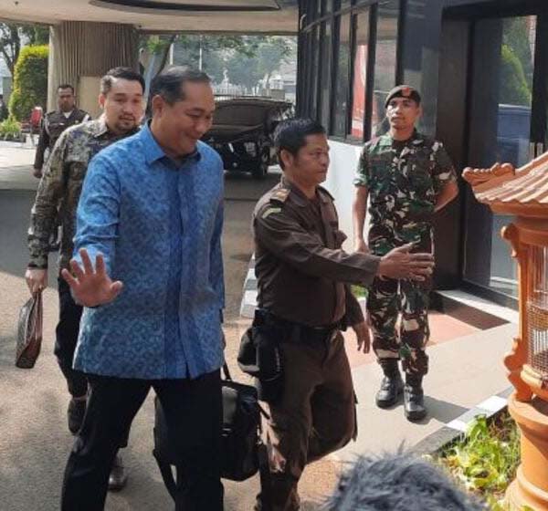  Mantan Menteri Perdagangan M Lutfi Diperiksa Kejagung, Masih Irit Bicara