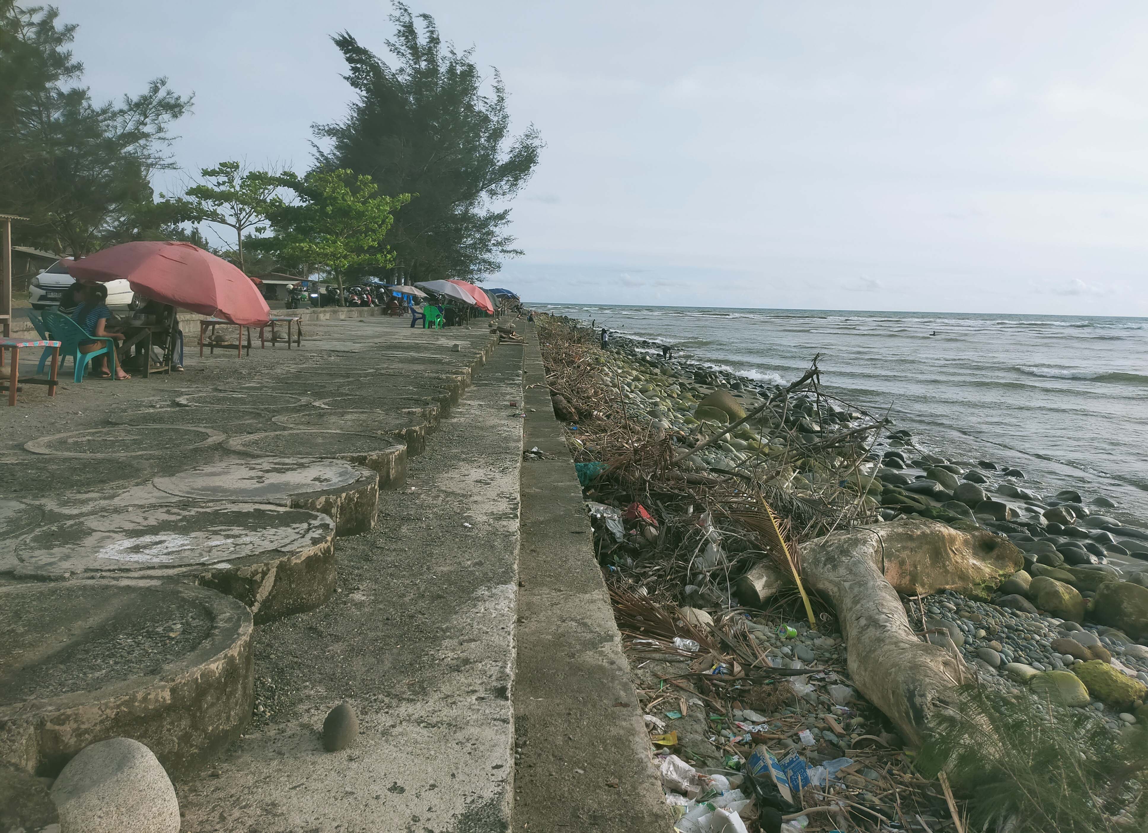   Masyarakat Kurang Peduli, Sampah Kian Mengkhawatirkan di BS