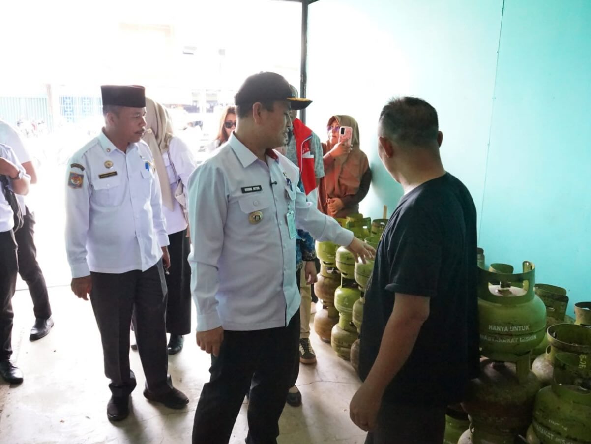   Kapolda Bengkulu Pastikan  Harga Sembako Stabil di Ramadan, Stok Energi  Aman
