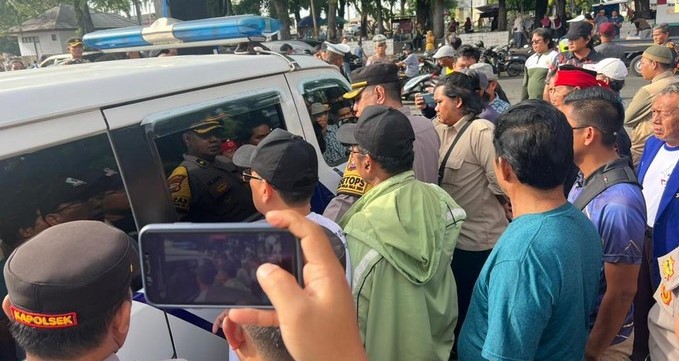 Kabarnya Gubernur dan Sekda Prov Ikut Dibawa KPK ke Jakarta, Usai Diperiksa di Polres