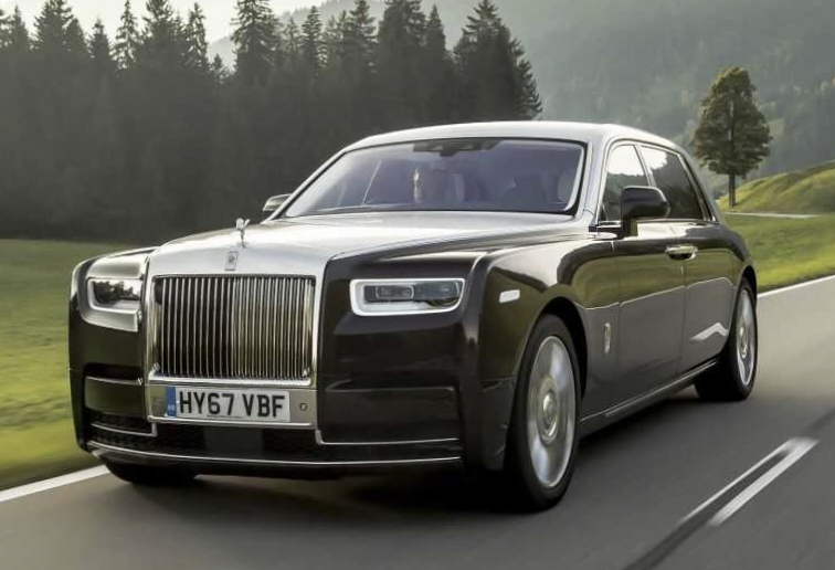 Mobil Mewah Jenis Sweeptail Rolls Royce Mahal Berharga Rp180 Miliar