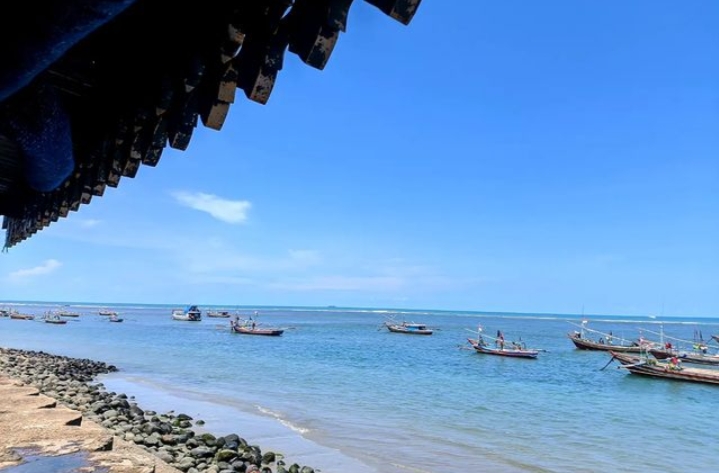 Keindahan Pantai Panjang Bengkulu yang Menawan