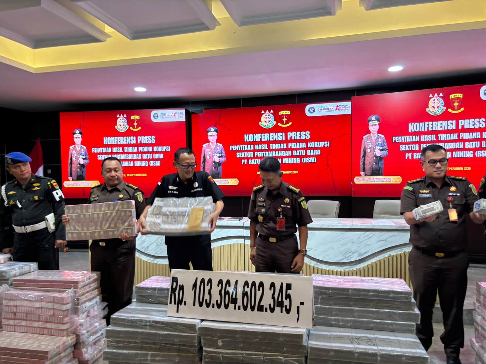 12 Tersangka,  Uang Sitaan  Rp103 M, Kasus Korupsi Tambang RSM