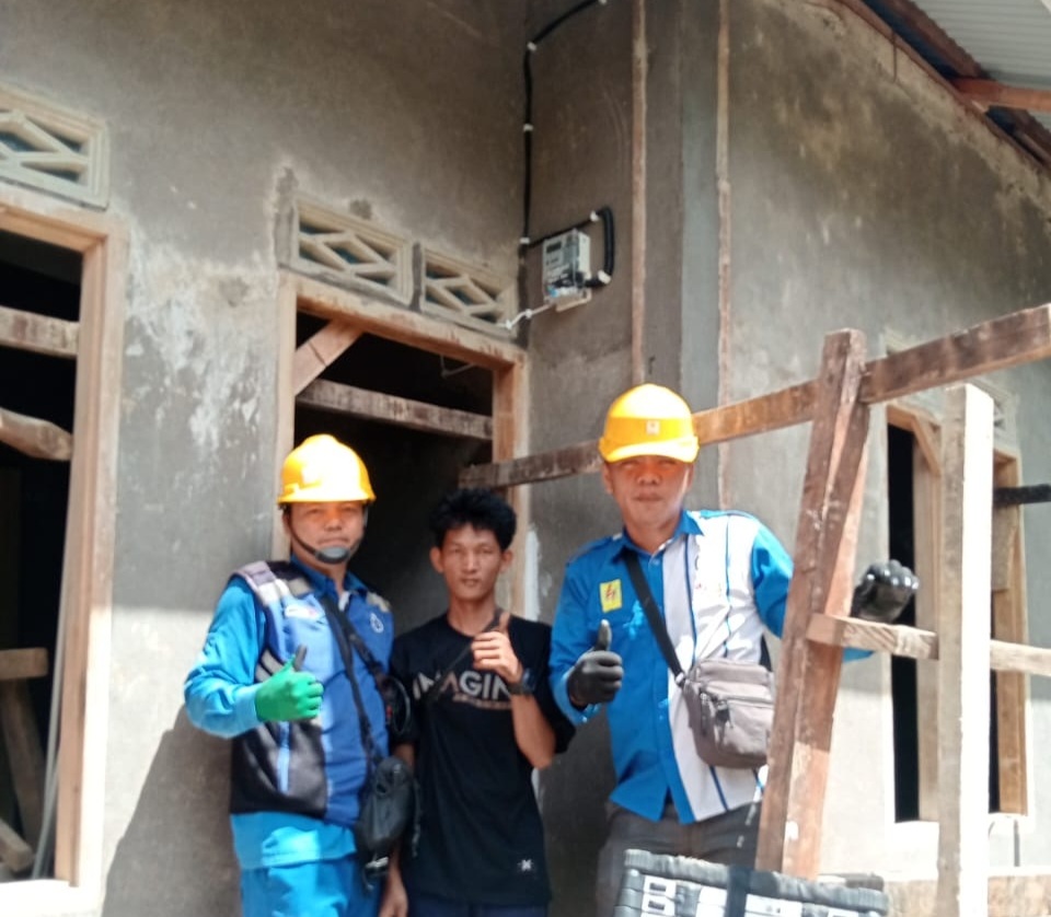   Program LUTD, Rumah Balita Khaira Dapat kWh Meteran Listrik Gratis Berdaya 900 VA