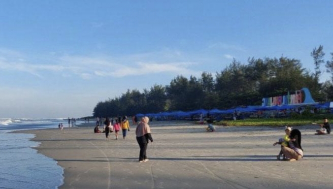 Pantai Panjang Pusat Keramaian di Kota Bengkulu Saat Perayaan Idul Fitri Hari Besar Lainya Seperti Tahun Baru!