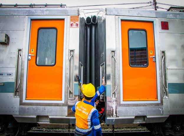  Ada 290 Armada KAI Daop 1 Jakarta, Selalu Mengkilap Berkat Garda Senyap Ini