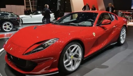 Harga Mobil Mewah Ferrari Terbaru di Dealer Resmi Berapa Ya? 