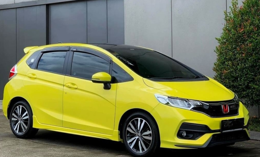 Honda Jazz Mobil Desain Canggih dan Mewah yang Masih Populer di Indonesia