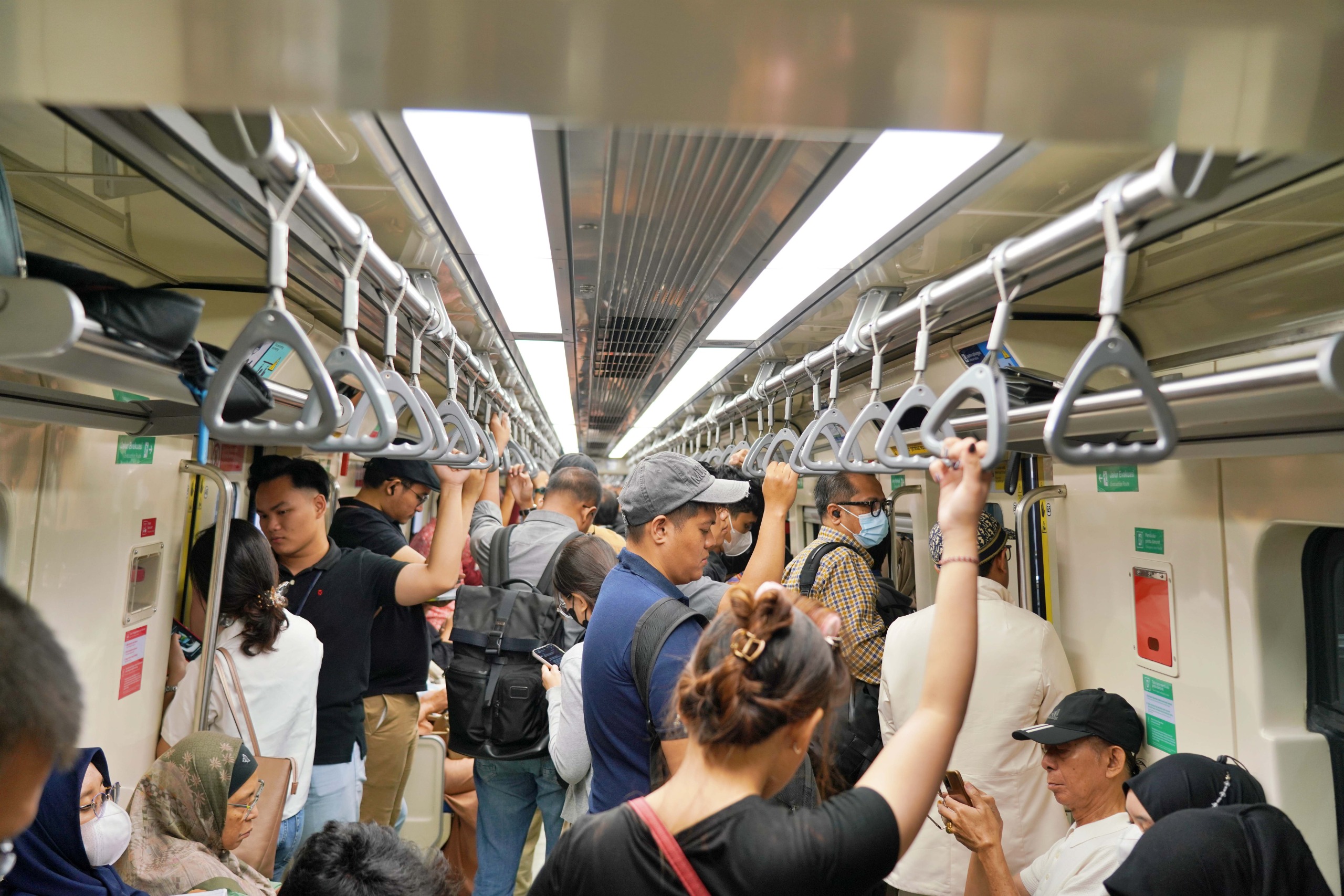 Integrasi Moda di Stasiun Dukuh Atas BNI Dorong Pertumbuhan Pengguna LRT Jabodebek