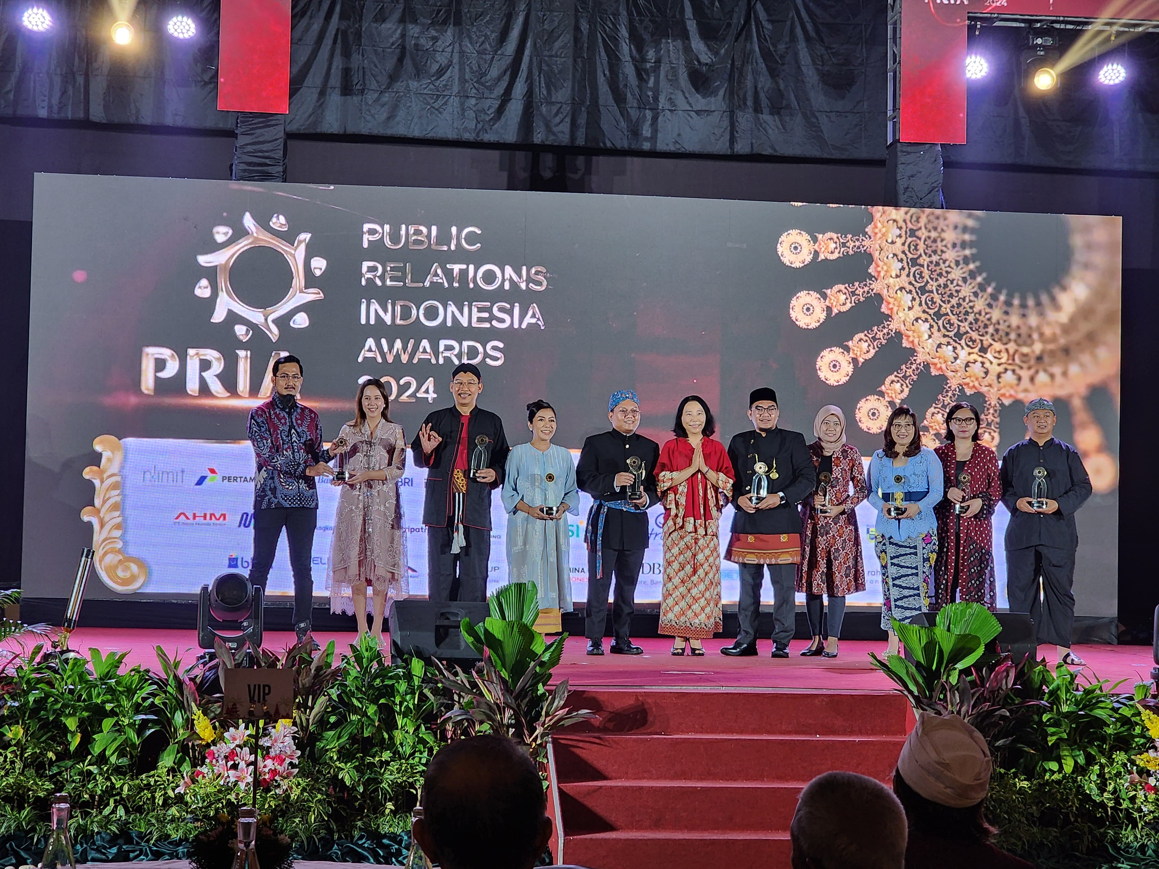     FIFGROUP Raih Tujuh Kategori pada PR INDONESIA Awards 2024