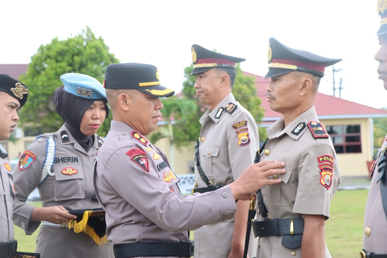  Kasat Binmas dan Kasat Samapta Polres Seluma Srtijab, 2 Perwira Pensiun