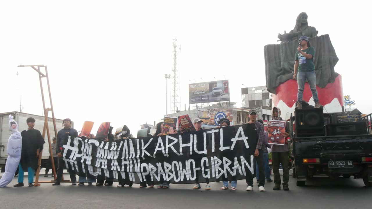 Tuntut Negara Bertanggung Jawab, Massa di Bengkulu Serukan: Matikan Api Serentak!