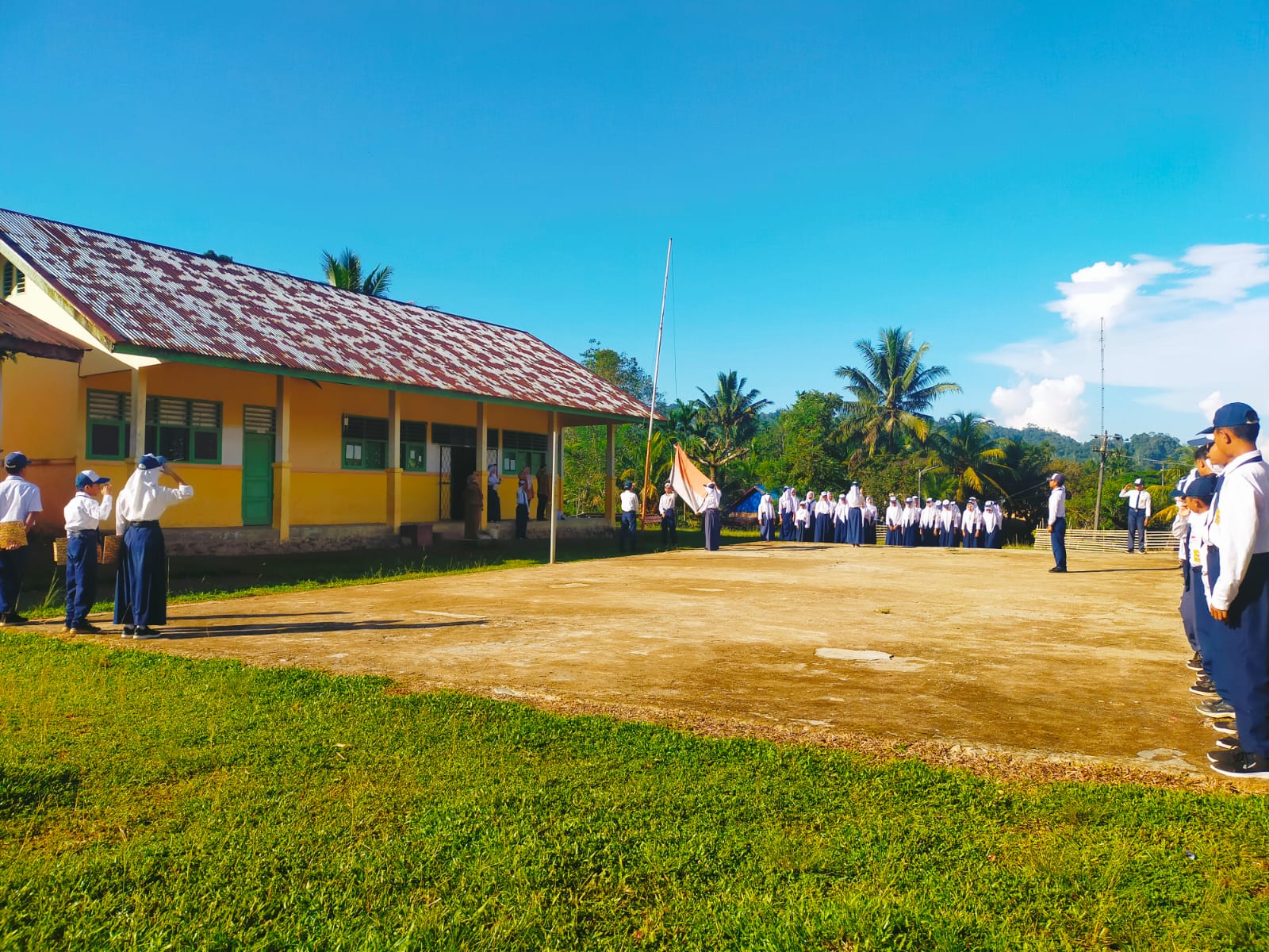 Minim Perhatian, SMPN 22 Seluma Butuh Rehab Bangunan Hingga Pagar