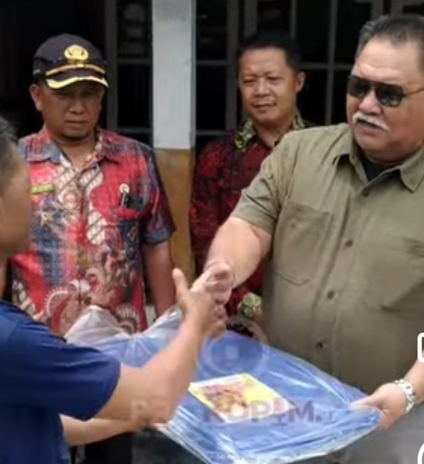 Angin Kencang di BS Mengakibatkan Kerusakan 11 Rumah Serta Tempat Usaha Warga