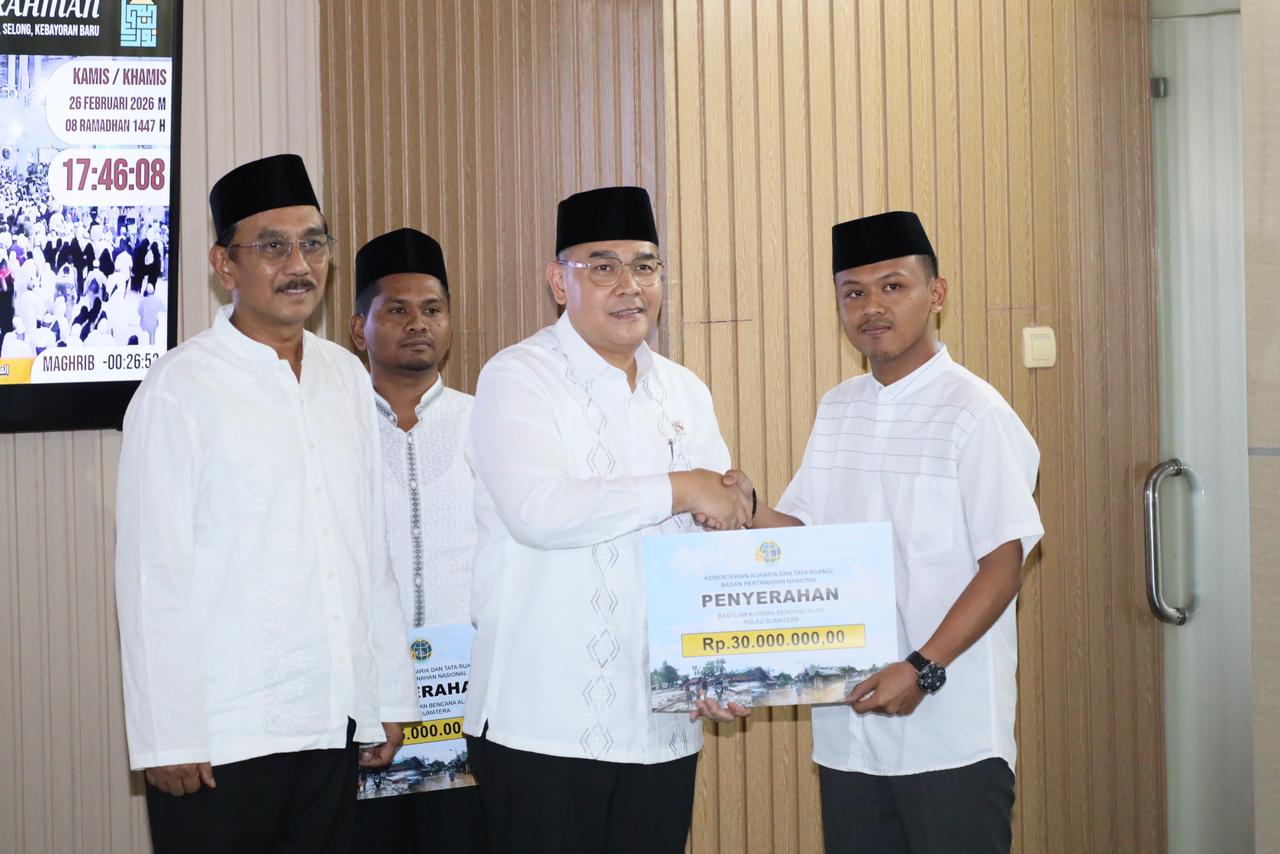 Kementerian ATR/BPN Salurkan Bantuan untuk Pegawai Terdampak Bencana di Aceh