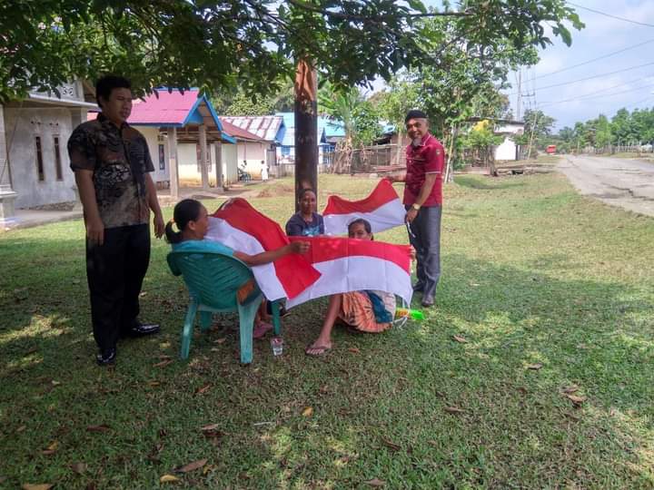    Badan Kesbangpol BS Keliling, Imbau Warga Pasang Bendera