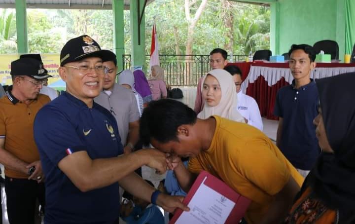   Bupati Bengkulu Selatan Ngantor di Desa Tanggo Raso, ''Bujian Dusun