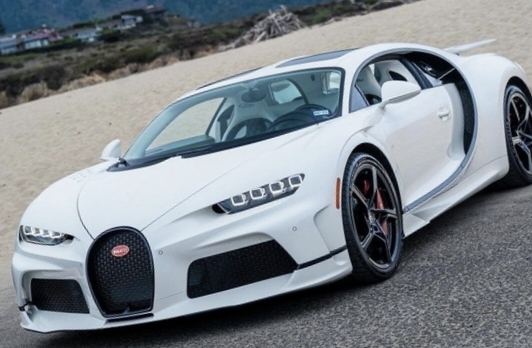 Bugatti Chiron Super Sport, Fitur Bergerak yang Mencengangkan Keajaiban Teknologi dan Kinerja Terdepan