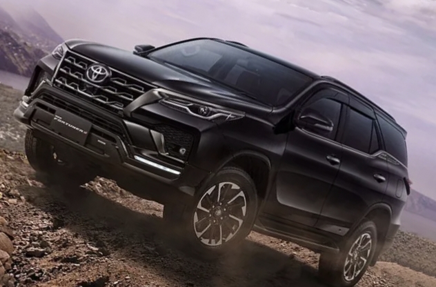 Toyota Luncurkan SUV Fortuner Sport Terbaru dan Tercanggih Harganya Terjangkau Cuma 300 Juta Fitur Teknologi 