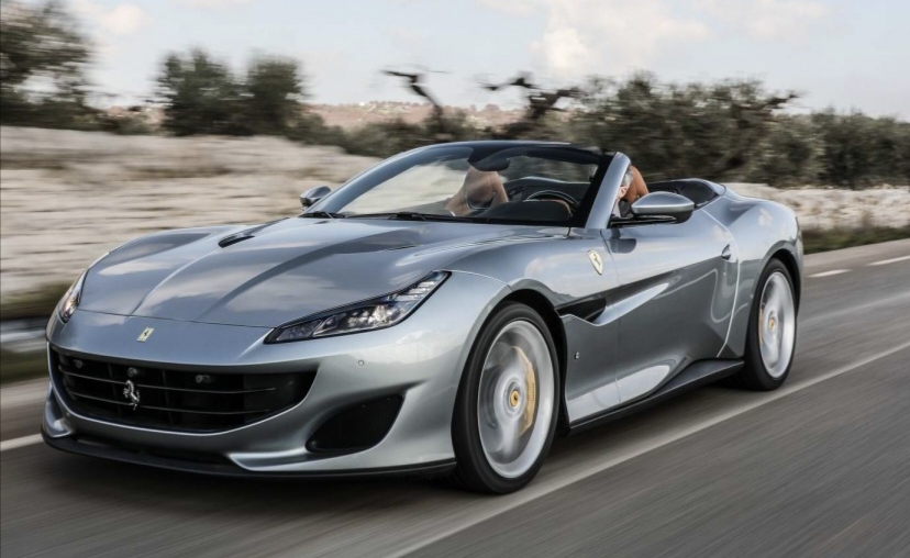 SUV Ferrari Sport, Mobil Pilihan dan Super Canggih Tanpa Tanding Populer di Dunia Otomotif Atap Terbuka