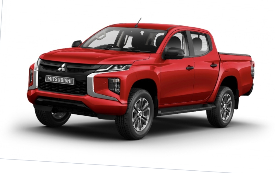 Mitsubishi Triton 4x4 Memukau Pecinta Otomotif di GIIAS 2024 dengan Khas Ketangguhan Mitsubishi